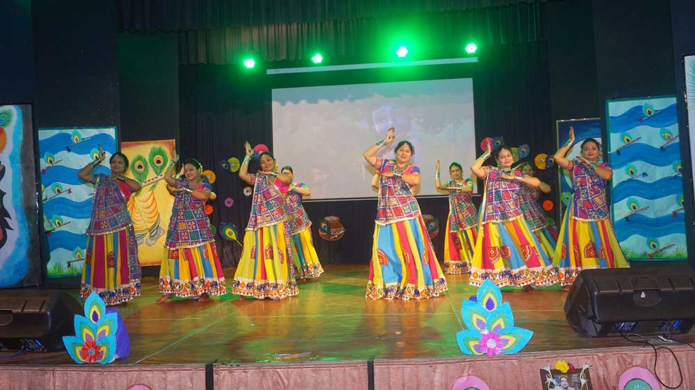 Ambe Group of Schools | Amenities - Sanskriti Auditorium
