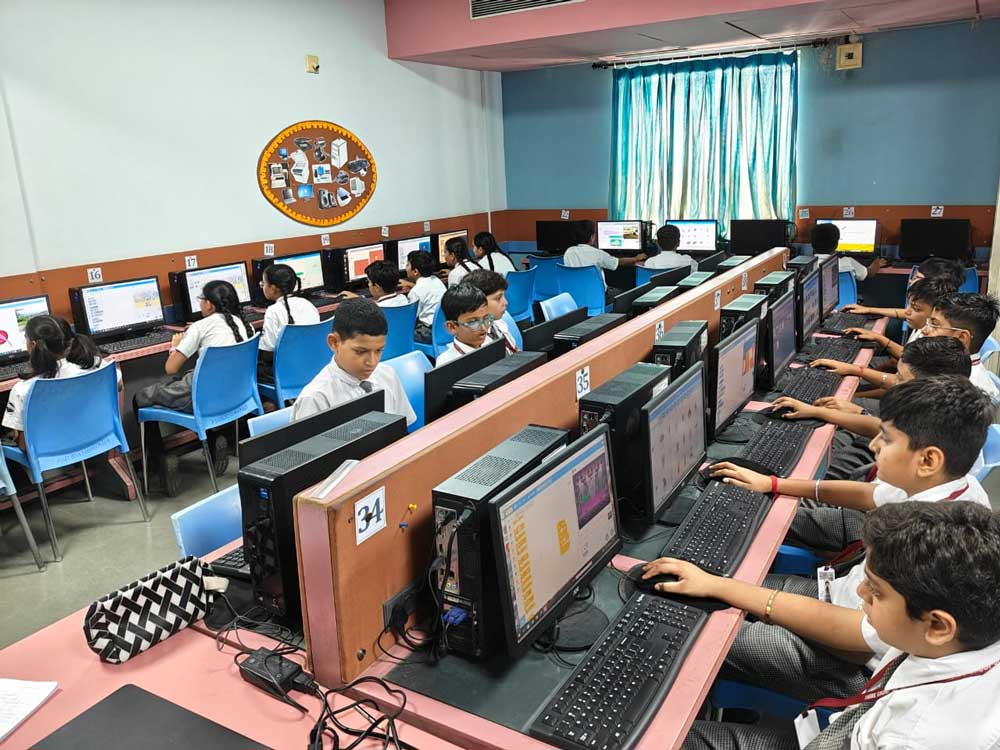 Ambe Group of Schools | Amenities - Computer Labs