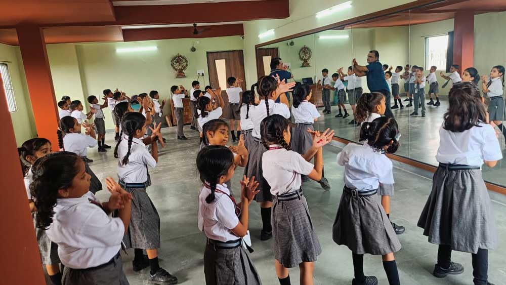 Ambe Group of Schools | Amenities - Dance Room
