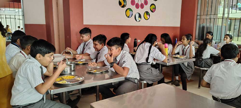 Ambe Group of Schools | Amenities - Dining Hall