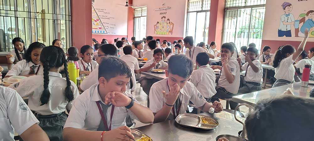 Ambe Group of Schools | Amenities - Dining Hall