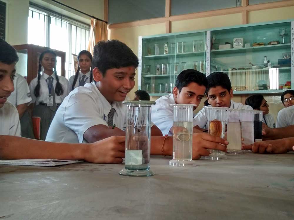Ambe Group of Schools | Amenities - Composite Science Lab