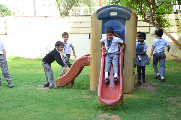 Ambe Group of Schools | Amenities - Play Zone